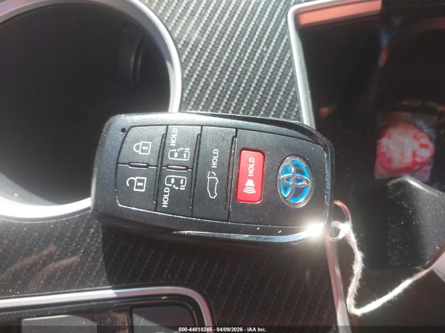 Продажа на аукционе авто 2025 Toyota Sienna Xse, vin: 5TDCRKEC8SS244951, номер лота: 44810245