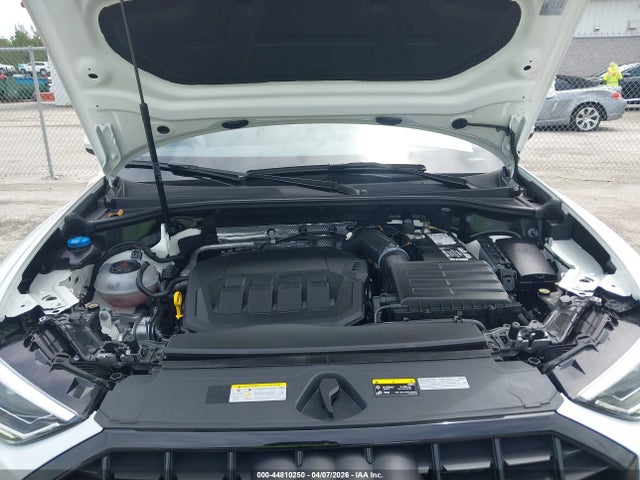 44810250 :رقم المزاد ، WA1DECF36P1069506 vin ، 2023 Audi Q3 Premium 45 Tfsi S Line Quattro Tiptronic مزاد بيع