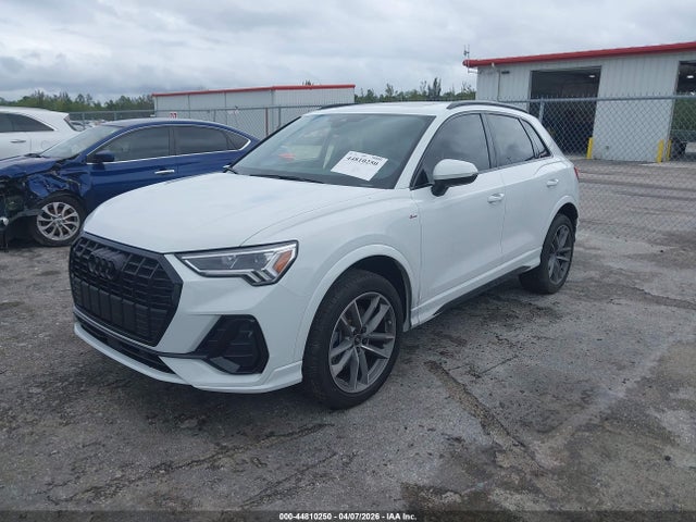44810250 :رقم المزاد ، WA1DECF36P1069506 vin ، 2023 Audi Q3 Premium 45 Tfsi S Line Quattro Tiptronic مزاد بيع