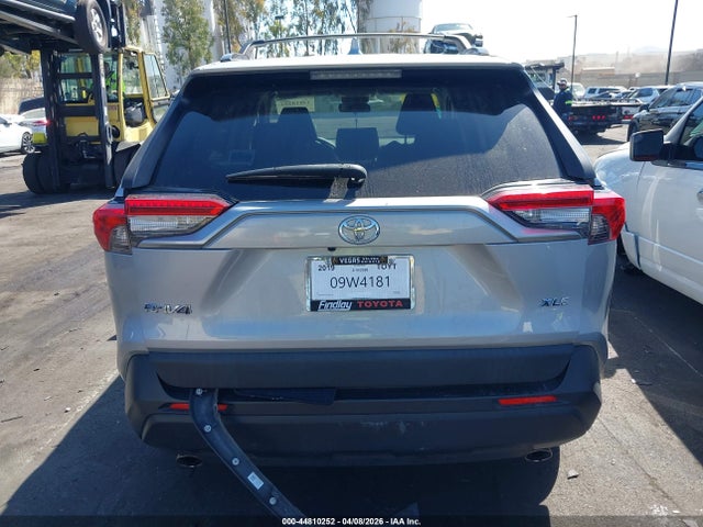 Aukcja sprzedaży 2019 Toyota Rav4 Xle, vin: JTMW1RFV7KD010681, numer aukcji: 44810252
