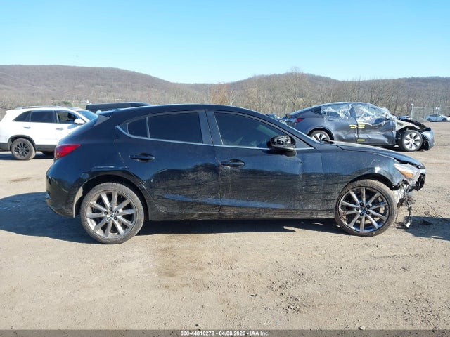 Aukcja sprzedaży 2017 Mazda Mazda3 Grand Touring, vin: 3MZBN1M37HM132554, numer aukcji: 44810279
