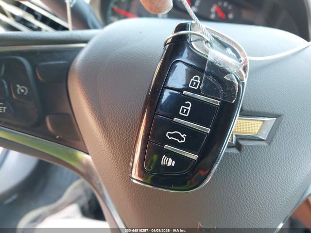1G1ZD5ST0JF143991 Chevrolet MALIBU LT