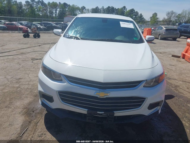 1G1ZD5ST0JF143991 Chevrolet MALIBU LT