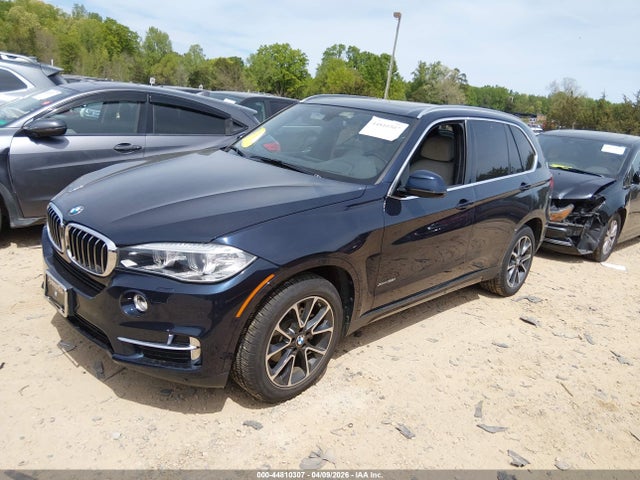 2017 BMW X5 5UXKR0C38H0V70827 Photo 1