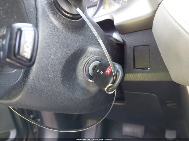 44810339 :رقم المزاد ، 2T3BFREV9DW091240 vin ، 2013 Toyota Rav4 Le مزاد بيع