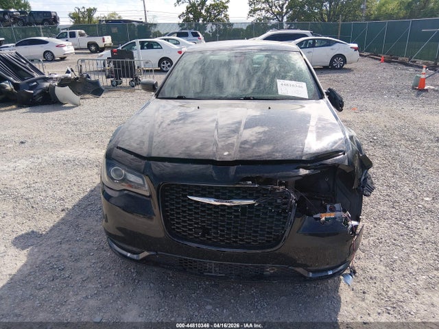 44810346 :رقم المزاد ، 2C3CCABG9FH921517 vin ، 2015 Chrysler 300 300s مزاد بيع