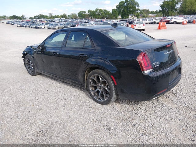 44810346 :رقم المزاد ، 2C3CCABG9FH921517 vin ، 2015 Chrysler 300 300s مزاد بيع