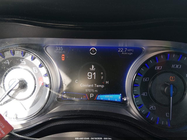 44810346 :رقم المزاد ، 2C3CCABG9FH921517 vin ، 2015 Chrysler 300 300s مزاد بيع