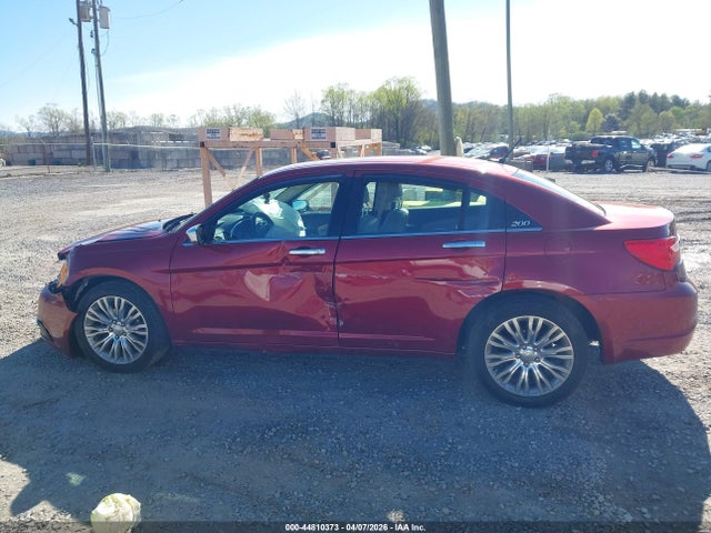 44810373 :رقم المزاد ، 1C3CCBCG0CN153966 vin ، 2012 Chrysler 200 Limited مزاد بيع