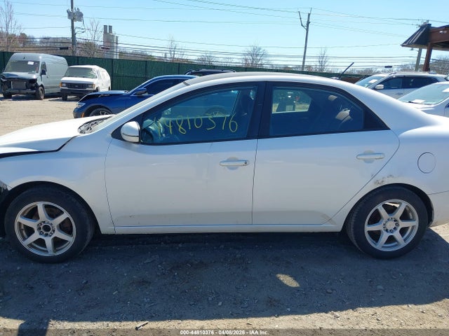Продажа на аукционе авто 2011 Kia Forte Ex, vin: KNAFU4A28B5402258, номер лота: 44810376