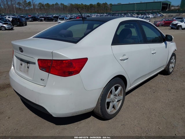 Продажа на аукционе авто 2011 Kia Forte Ex, vin: KNAFU4A28B5402258, номер лота: 44810376