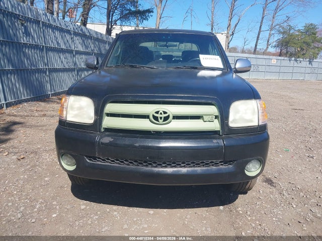 Продаж на аукціоні авто 2004 Toyota Tundra Sr5 V8, vin: 5TBDT44104S456160, номер лоту: 44810384