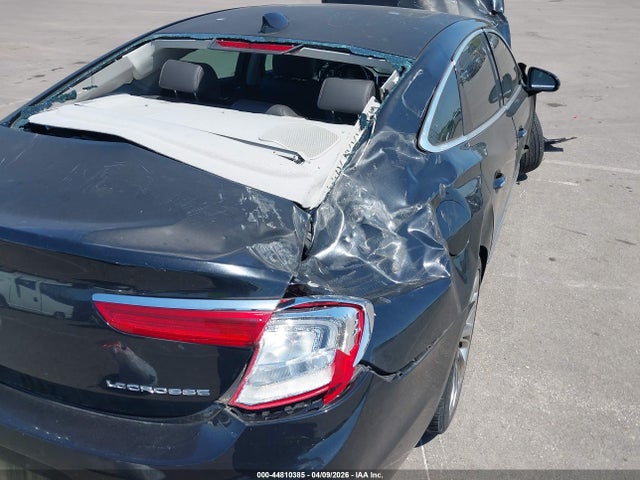 44810385 :رقم المزاد ، 1G4ZP5SS6HU171074 vin ، 2017 Buick Lacrosse Essence مزاد بيع