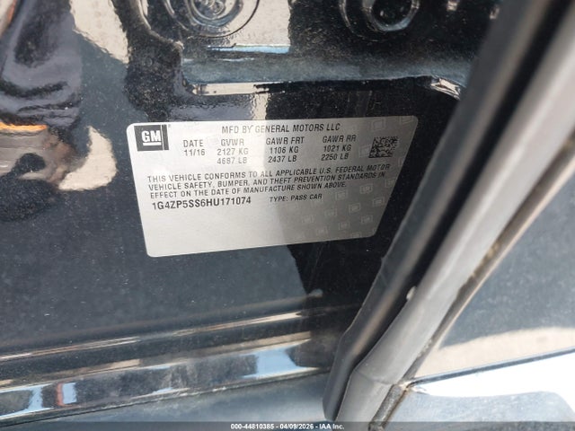 44810385 :رقم المزاد ، 1G4ZP5SS6HU171074 vin ، 2017 Buick Lacrosse Essence مزاد بيع