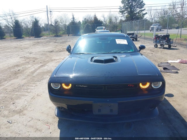 2017 Dodge Challenger 392 Hemi Scat Pack Shaker მანქანა იყიდება აუქციონზე, vin: 2C3CDZFJ6HH617372, აუქციონის ნომერი: 44810386