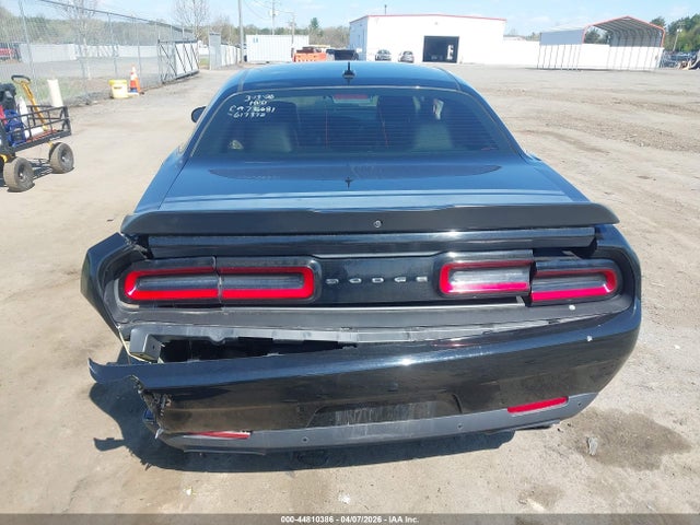 2017 Dodge Challenger 392 Hemi Scat Pack Shaker მანქანა იყიდება აუქციონზე, vin: 2C3CDZFJ6HH617372, აუქციონის ნომერი: 44810386