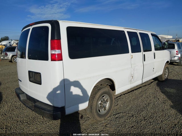 Продажа на аукционе авто 2017 Chevrolet Express 3500 Lt, vin: 1GAZGPFG1H1341194, номер лота: 44810413