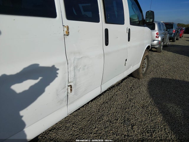Продажа на аукционе авто 2017 Chevrolet Express 3500 Lt, vin: 1GAZGPFG1H1341194, номер лота: 44810413