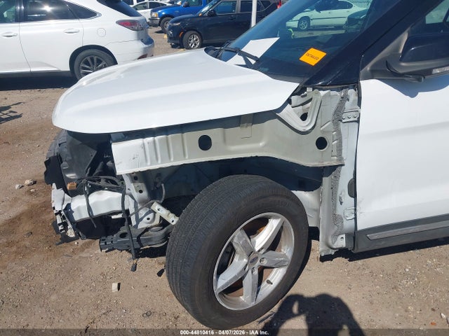 Продажа на аукционе авто 2018 Ford Explorer Xlt, vin: 1FM5K7D85JGA23836, номер лота: 44810416