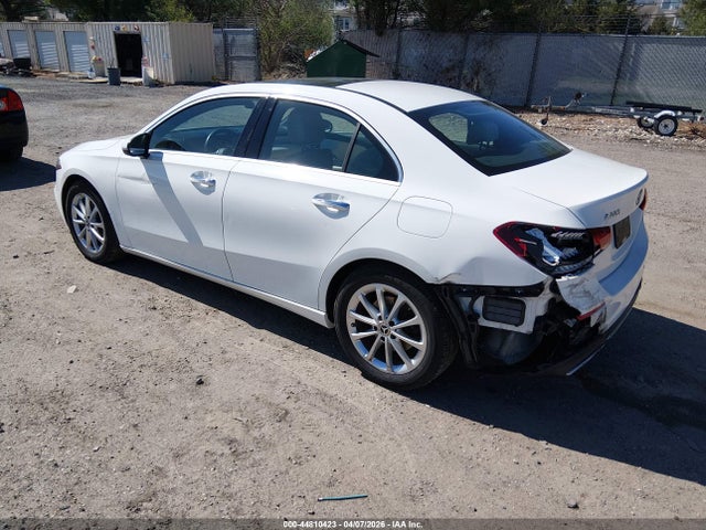 2019 Mercedes-benz A 220 მანქანა იყიდება აუქციონზე, vin: WDD3G4EB6KW019524, აუქციონის ნომერი: 44810423