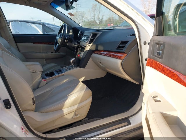 Продаж на аукціоні авто 2011 Subaru Outback 2.5i Limited, vin: 4S4BRCKCXB3410812, номер лоту: 44810426