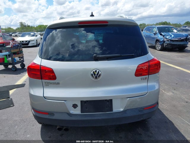 Продаж на аукціоні авто 2016 Volkswagen Tiguan Se, vin: WVGAV7AX1GW569954, номер лоту: 44810434