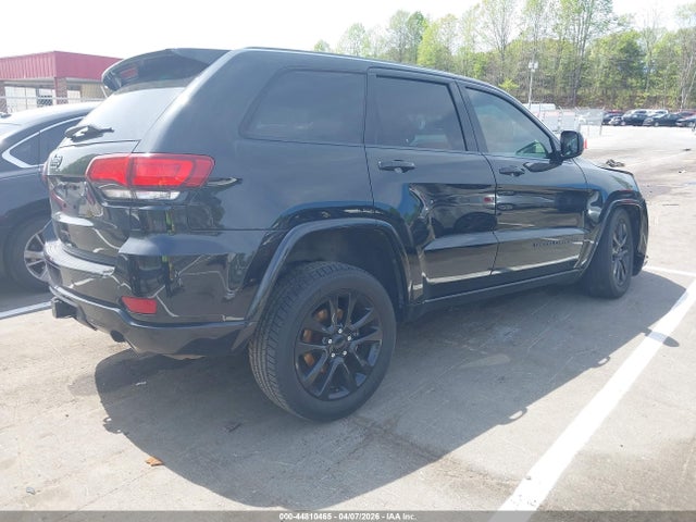 44810465 :رقم المزاد ، 1C4RJFAG9HC851338 vin ، 2017 Jeep Grand Cherokee Altitude 4x4 مزاد بيع