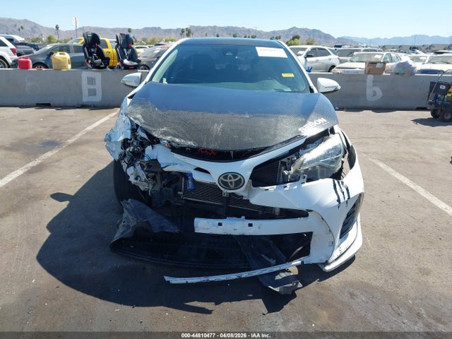 Toyota COROLLA SE 2017 5YFBURHE6HP608852 Image 13