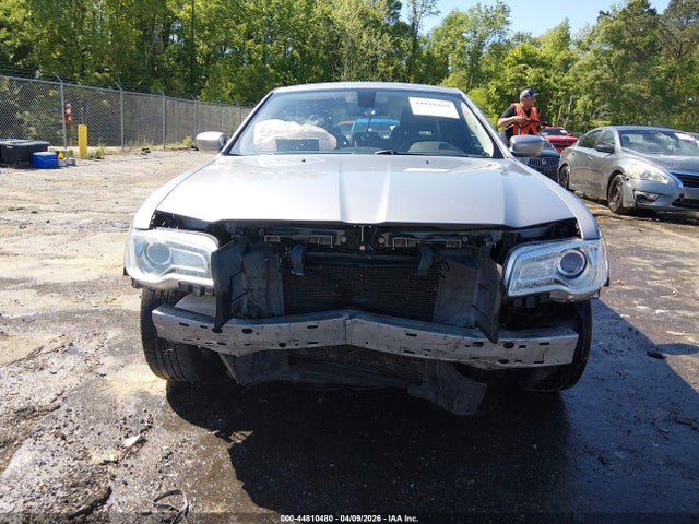 44810480 :رقم المزاد ، 2C3CCAAG3FH908831 vin ، 2015 Chrysler 300 Limited مزاد بيع