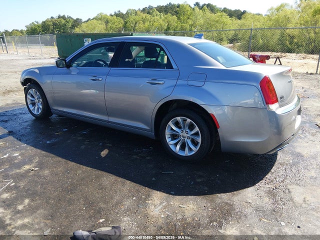 44810480 :رقم المزاد ، 2C3CCAAG3FH908831 vin ، 2015 Chrysler 300 Limited مزاد بيع