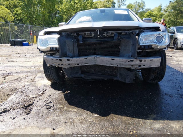 44810480 :رقم المزاد ، 2C3CCAAG3FH908831 vin ، 2015 Chrysler 300 Limited مزاد بيع