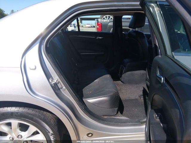 44810480 :رقم المزاد ، 2C3CCAAG3FH908831 vin ، 2015 Chrysler 300 Limited مزاد بيع