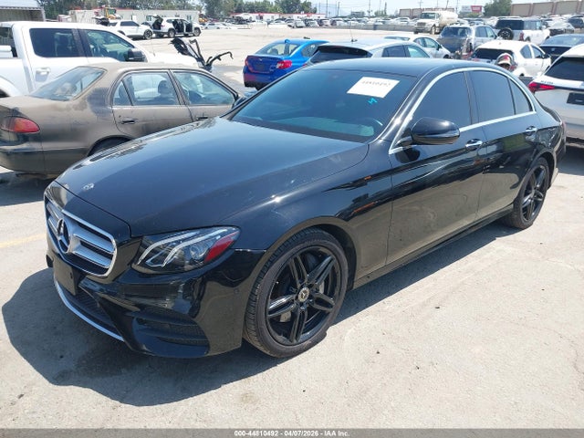 2018 Mercedes-benz E 300 მანქანა იყიდება აუქციონზე, vin: WDDZF4JBXJA366868, აუქციონის ნომერი: 44810492