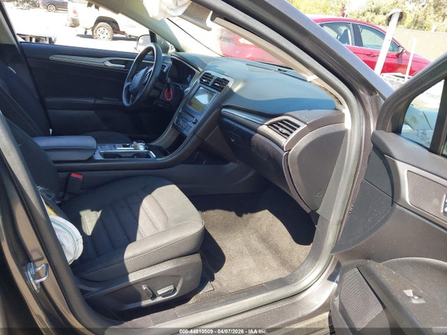 2018 Ford Fusion Se მანქანა იყიდება აუქციონზე, vin: 3FA6P0H72JR191807, აუქციონის ნომერი: 44810509