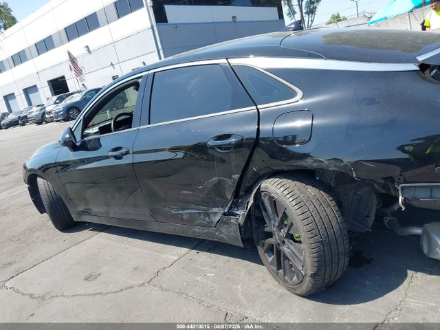 KNAG44J82T5414111 KIA K5 Gt