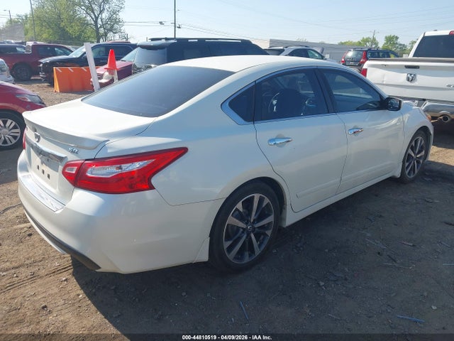 1N4AL3AP2GC268703 Nissan Altima 2.5 Sr
