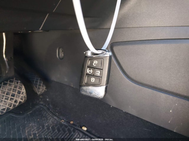 44810527 :رقم المزاد ، 1V2WE2CA5PC210757 vin ، 2023 Volkswagen Atlas Cross Sport 3.6l V6 Se W/technology مزاد بيع