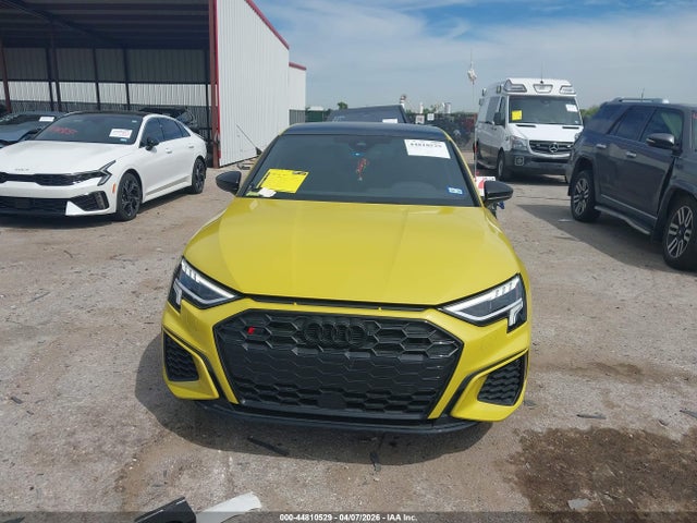2024 Audi S3 Premium Plus Tfsi Quattro S Tronic მანქანა იყიდება აუქციონზე, vin: WAUH3DGYXRA100964, აუქციონის ნომერი: 44810529