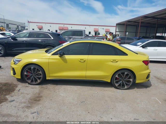 2024 Audi S3 Premium Plus Tfsi Quattro S Tronic მანქანა იყიდება აუქციონზე, vin: WAUH3DGYXRA100964, აუქციონის ნომერი: 44810529