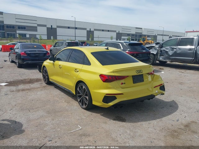2024 Audi S3 Premium Plus Tfsi Quattro S Tronic მანქანა იყიდება აუქციონზე, vin: WAUH3DGYXRA100964, აუქციონის ნომერი: 44810529