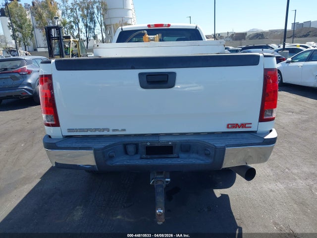 44810533 :رقم المزاد ، 1GTHC29638E215349 vin ، 2008 Gmc Sierra 2500hd Sle2 مزاد بيع