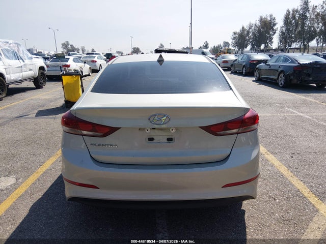 KMHD84LF1HU425289 Hyundai ELANTRA SE