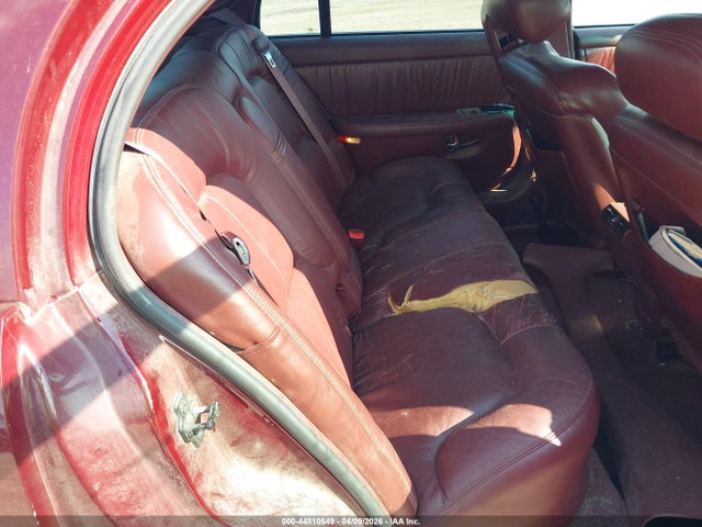 44810549 :رقم المزاد ، 1G4CW52K9X4659359 vin ، 1999 Buick Park Avenue مزاد بيع