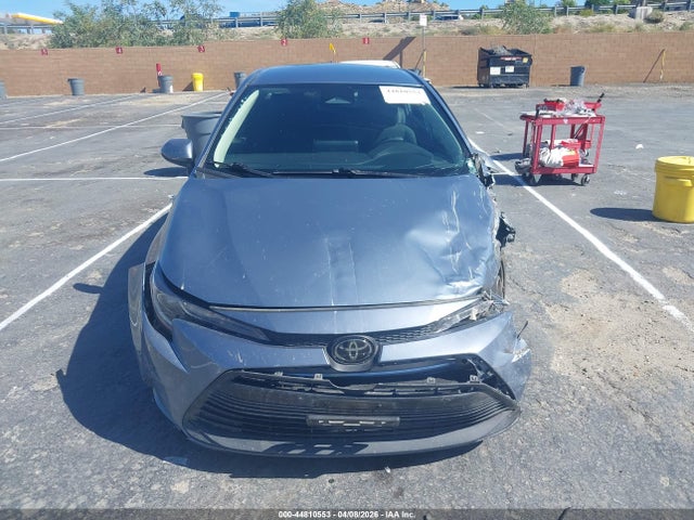 5YFB4MDE9PP038238 Toyota COROLLA LE