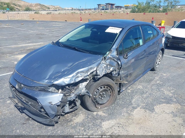 5YFB4MDE9PP038238 Toyota COROLLA LE