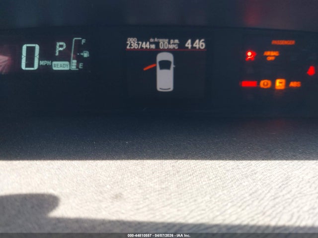 Toyota Prius C Two 2014 JTDKDTB32E1563204 Image 15