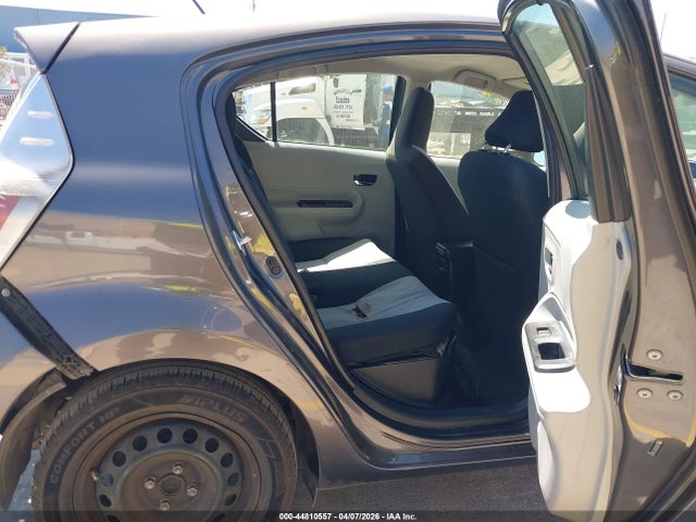 Toyota Prius C Two 2014 JTDKDTB32E1563204 Image 8