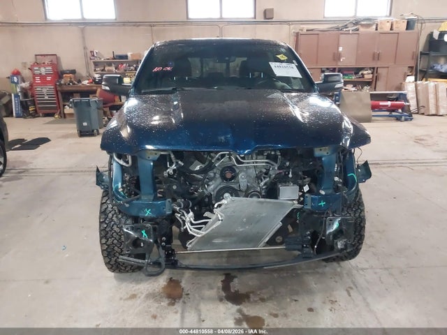 44810558 :رقم المزاد ، 1C6SRFFT7NN246208 vin ، 2022 Ram 1500 Big Horn  4x4 5'7 Box مزاد بيع