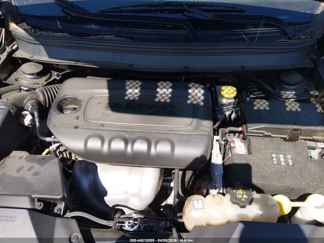 44810559 :رقم المزاد ، 1C4PJMLB6KD300153 vin ، 2019 Jeep Cherokee Latitude Plus 4x4 مزاد بيع