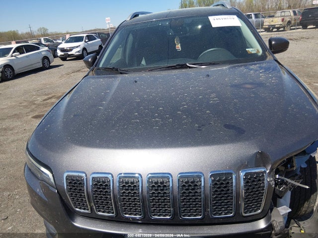 44810559 :رقم المزاد ، 1C4PJMLB6KD300153 vin ، 2019 Jeep Cherokee Latitude Plus 4x4 مزاد بيع